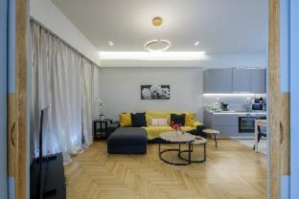 Lush 2bed apt. at the Acropolis! - image 11