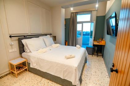 Belle Athenes - Luxury Rooms at Monastiraki Railway Station - image 9