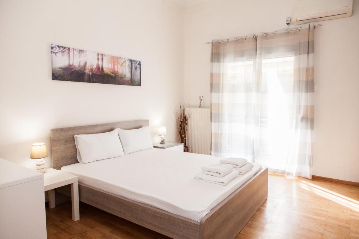 Cozy apartment near Stavros Niarchos Park - main image