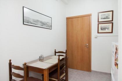 Cozy apartment near Stavros Niarchos Park - image 14