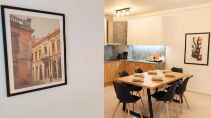 Wonderful apartment in Acropolis - image 7