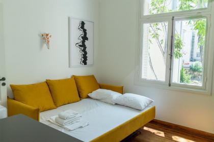 An Outstanding 3 bdrm Apartment in the Heart of Athens - image 19