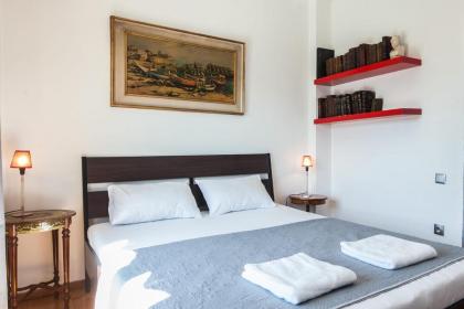 Gorgeous 3 bedrooms apartment at Exarcheia - image 16