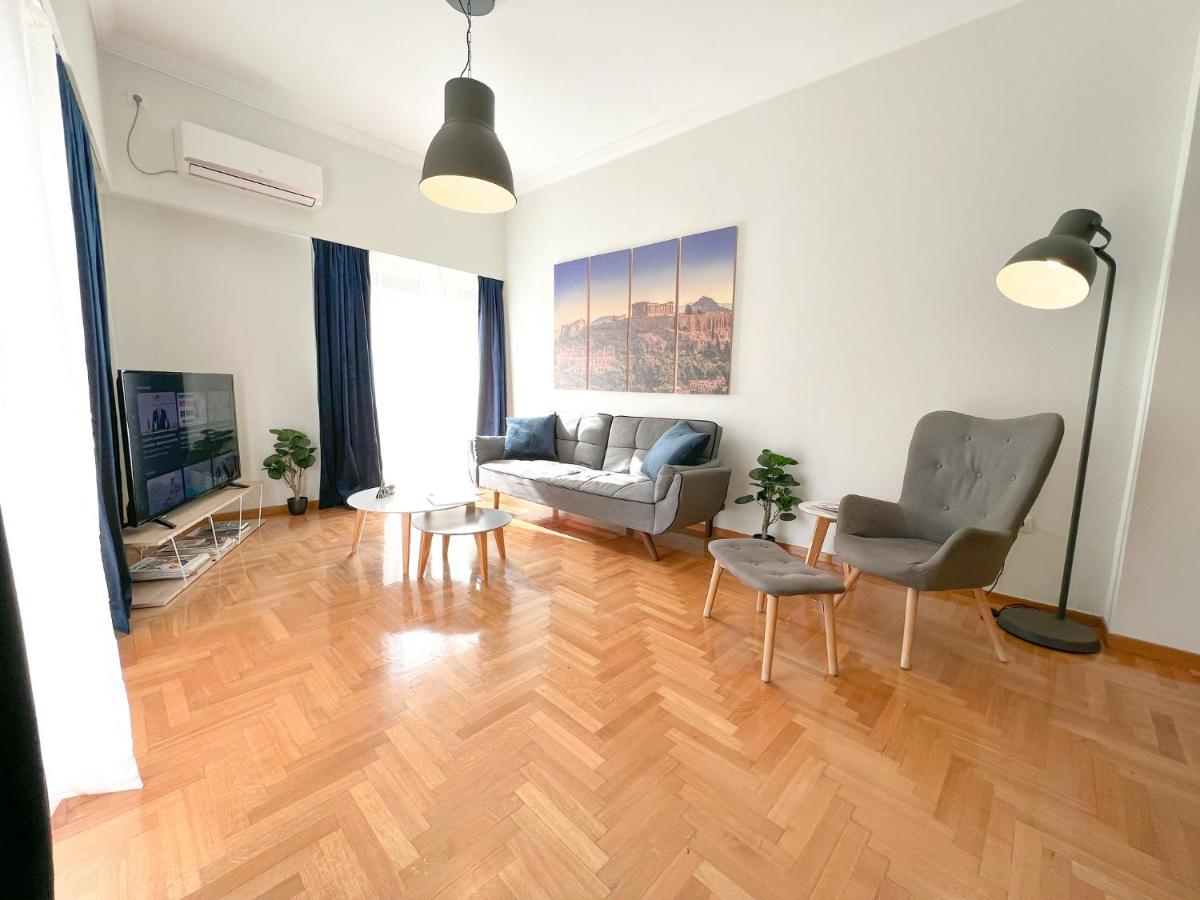 Superb 3 bdrm Apt in Koukaki! - main image