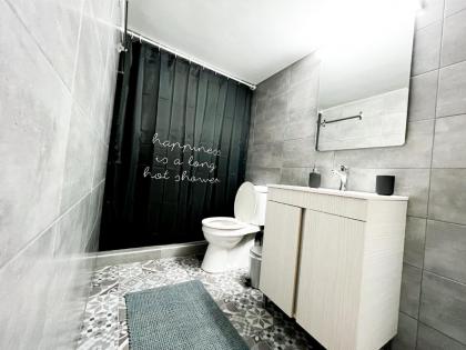 Superb 3 bdrm Apt in Koukaki! - image 12