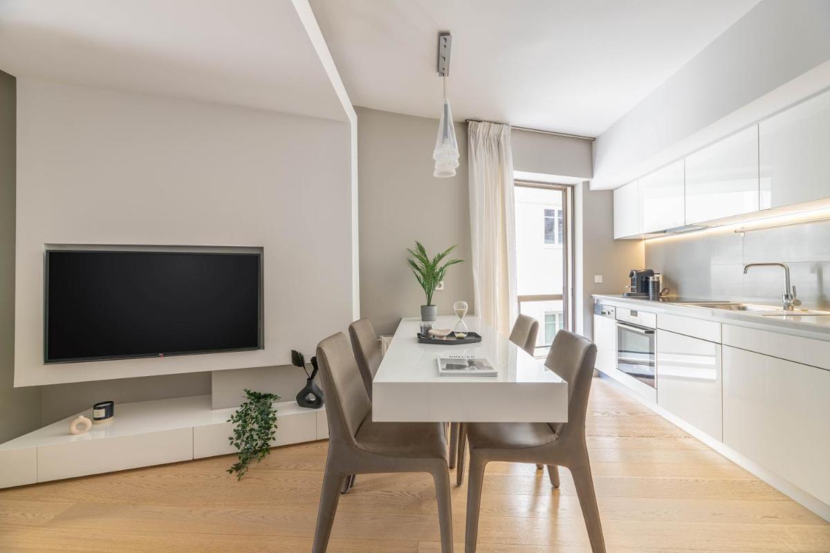 Elegant 2BR Apartment in Kolonaki by UPSTREET - image 3