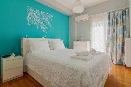 Adorable 2 Bedrooms Apartment in Athens - image 15