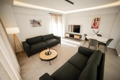 Athens Heart Luxury Penthouse - image 4