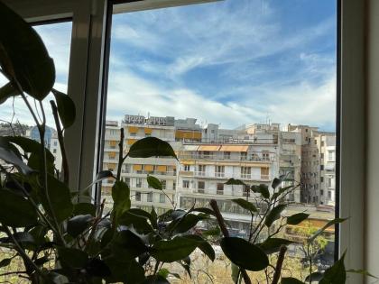 Cozy apartment in heart Athens near metro Fix 100m - image 15