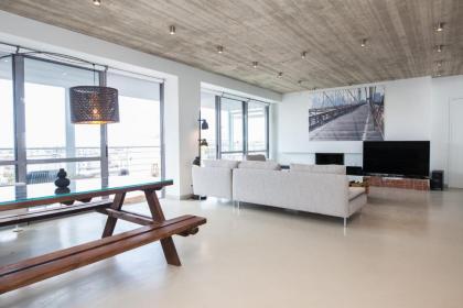 Penthouse with 360 View of Athens and Private Gym - image 9