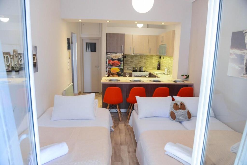 Athina Apartment - image 6