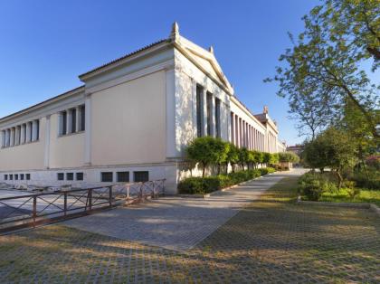 Comfortable apartment next to Museum and park - image 18