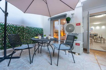 Flat with patio near Acropolis & Herodion - image 20