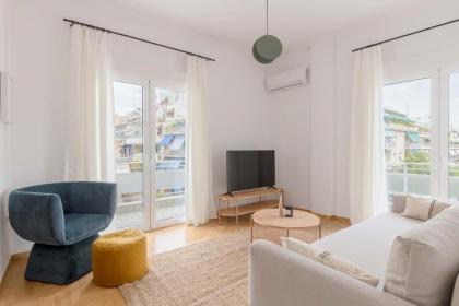 Flawless 1BR Apartment in Athens by UPSTREET - image 5