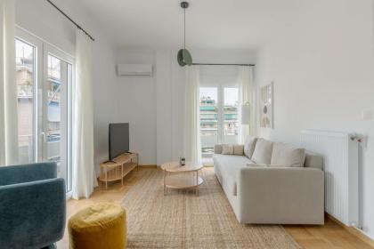 Flawless 1BR Apartment in Athens by UPSTREET - image 7