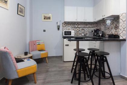 Metaxourgio 2 Bedroom Gem for Urban Explorers - image 14