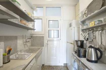 Attractive Flat Near the Acropolis Museum & Metro Station by Athenian Homes - image 1