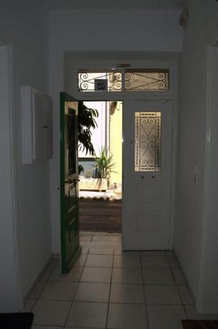 Athenian House In Plaka - main image