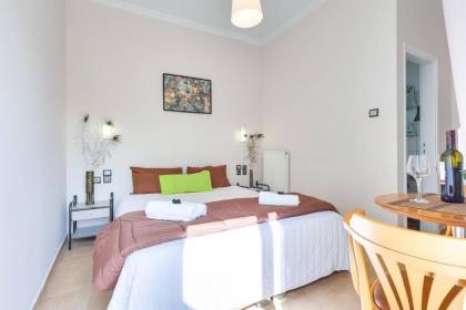 Silver Athens Double Room with Balcony - image 16