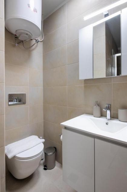 Theia 1-Bedroom Apartment in Athens - image 11