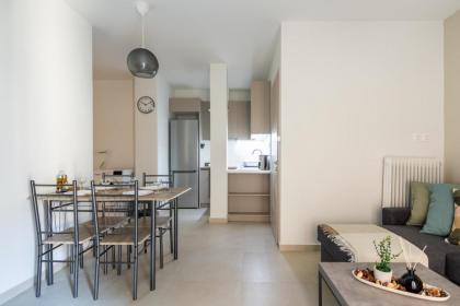 Theia 1-Bedroom Apartment in Athens - image 8