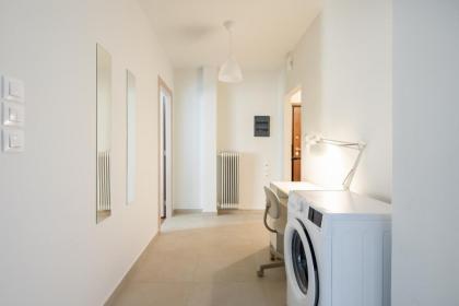 Theia 1-Bedroom Apartment in Athens - image 9