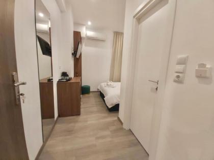 Real City Suites Syntagma - image 13