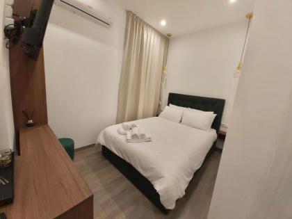 Real City Suites Syntagma - image 9