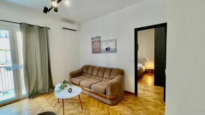 Stylish Spacious Apt at the centre of Monastiraki - image 10