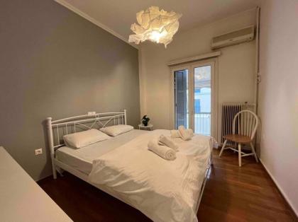 2bdr Apartment in Plaka-2 mins walk to syntagma - image 6