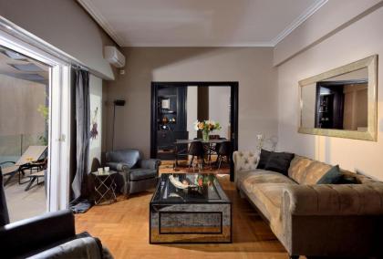 Super Athens Home - Altius Lodge in Kolonaki - Spectacular Rooftop Views of Athens - image 2