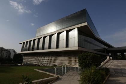 Apartment at Acropolis Museum - image 4